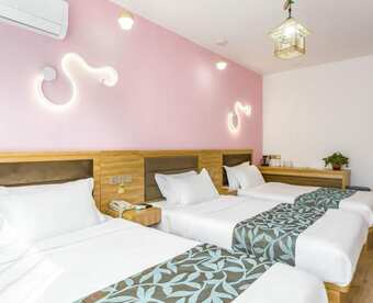 Floral Hotel The Heroes Farmyard Beijing