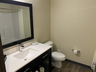 Hotel Cobblestone Inn & Suites - Forest City
