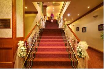 Falls Hotel & Spa