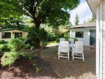 Detached, Fully Equipped Chalet In Vechtdal Near Ommen, For 4 People