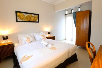 Bed & Breakfast De Tropen Jogja