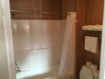 Posada Whispering Creek Lodging & Rv Resort