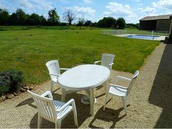 House With 5 Bedrooms In Saint-vincent-la-ch�tre, With Shared Pool, Furnished Garden And Wifi - 100 Km From The Beach