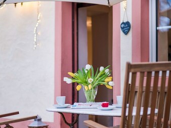 Freshly Renovated, Historic Farmhouse In Balesfeld With Large Garden