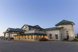 Hotel Days Inn & Suites By Wyndham Winkler