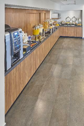 Hotel City Express Comit�n
