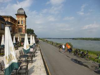 Wacht Am Rhein