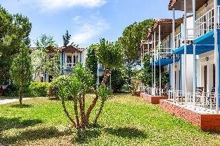 Santa Family Club Hotel