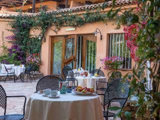 Hotel Residence Rocce Sarde