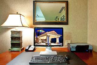 Hotel Holiday Inn Express And Suites Lewisburg