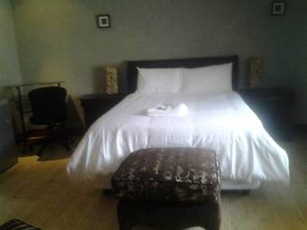 Hostal Phetshile Guest House