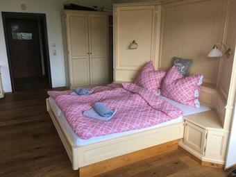 Apartamento Cosy Holiday Home In Bad Goisern With Balcony