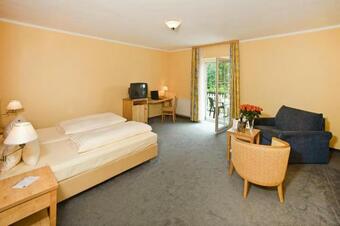 Apartamento Holiday Resort Sonnenhotel Hafnersee Keutschach Am See - Okt01100a-dyc