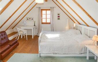 Nice Home In Strem-sumentendorf W/ Wifi And 2 Bedrooms