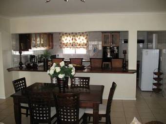 Hostal Whispering Whale