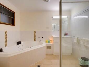 Pialbas Best Family Holiday Home Bb, Free Wine Wifi Pet Friendly