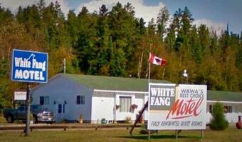 Hotel White Fang Motel