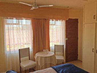 Hotel Y Caba�as La Rosa Nautica