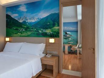 Vienna International Hotel(chenzhou Wuling Square Shop)