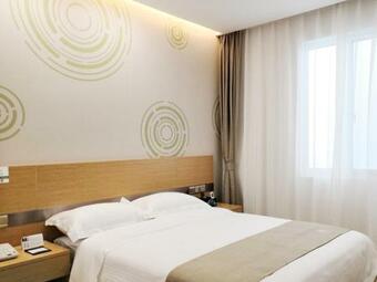 Greentree Inn Shanghai Jinshan District Wanda Plaza Longhao Road Express Hotel
