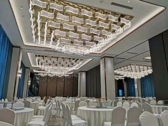 Holiday Inn Express Pengzhou Downtown, An Ihg Hotel