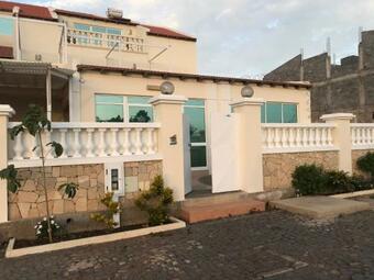 Hostal Salav Guesthouse