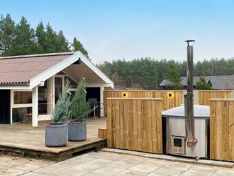 Holiday Home Brovst X