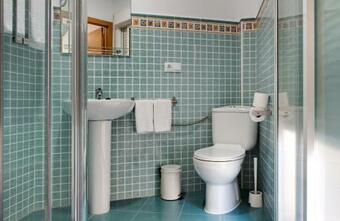 Condestable Zaragoza Apartments