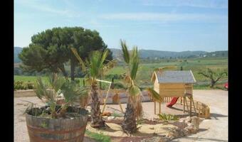 La Bisbal Del Penedes Villa Sleeps 13 With Pool