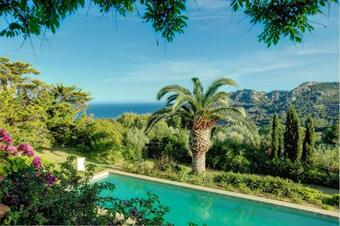 Fornells de La Selva Villa Sleeps 8 Pool T802389