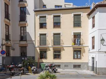Simplistic Apartment In Granada Near Generalife