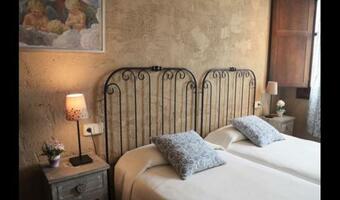 Villa In La Llacuna Sleeps 6 With Pool