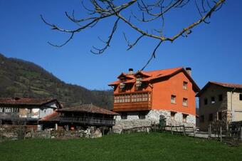 Apartamento Bra�a San Lorenzo Senda Del Oso