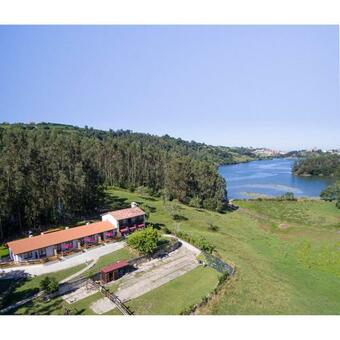 Apartamentos Rurales Las Garzas De Oyambre