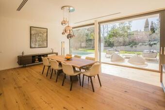 Exclusive Modern Villa In Privileged Location