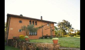 Viladrau Villa Sleeps 10 With Pool