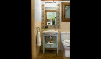 Orfes Villa Sleeps 16 With Pool And Air Con