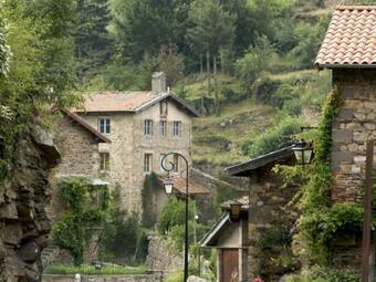 G�te Doizieux, 3 Pi�ces, 4 Personnes - Fr-1-496-155