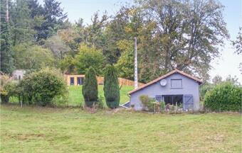 Stunning Home In Etagnac W/ Outdoor Swimming Pool And 3 Bedrooms