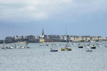 Holiday Home Gen�ts - Nmd04101h-f