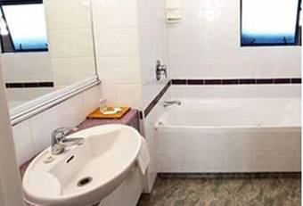 Ambassador Motor Inn