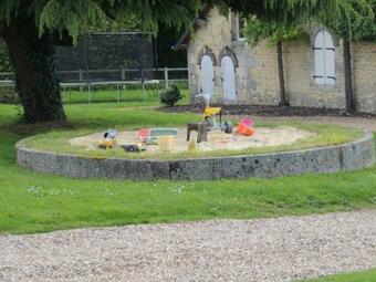 G�te Laleu, 6 Pi�ces, 10 Personnes - Fr-1-497-46