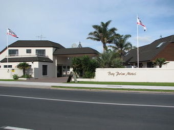 Bay Palm Motel