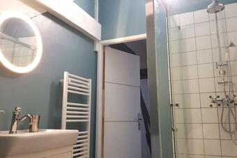 La Belle Au Bord De Loire