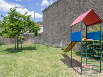 G�te Vallet, 3 Pi�ces, 5 Personnes - Fr-1-306-806