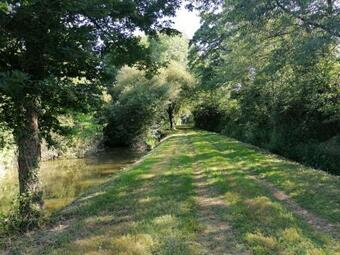 G�te Villiers-charlemagne, 3 Pi�ces, 4 Personnes - Fr-1-600-144