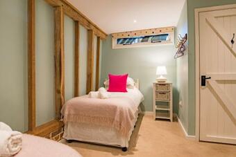 Great Higham Barn And Oast