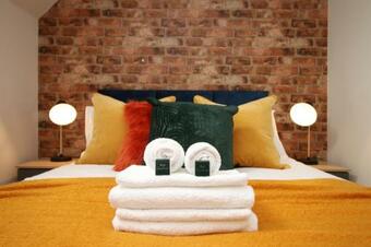 Fielding House By Staybc