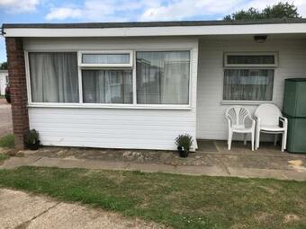 Family Friendly Chalet Sunbeach Great Yarmouth