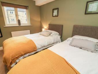 15 Tannery Lane